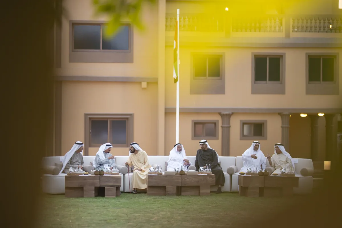 رئيس الدولة يعلن مزرعة الشيخ زايد التاريخية في الخوانيج موقعاً وطنياً